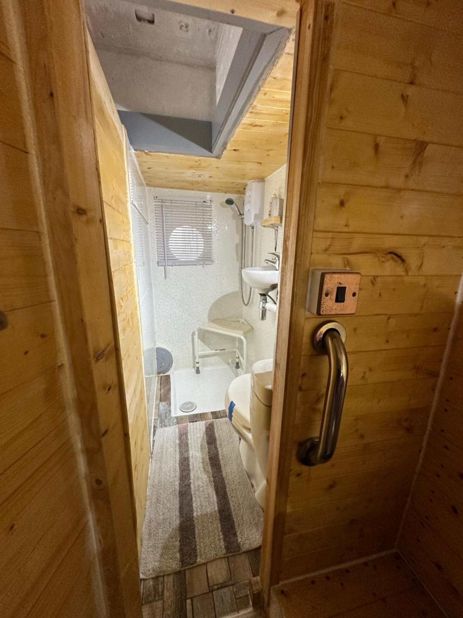Ferienwohnung The Old Water Pumping Station Quirky Underground Hobbit House Penzance Exterior foto